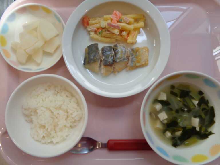 2024年10月1日　　給食