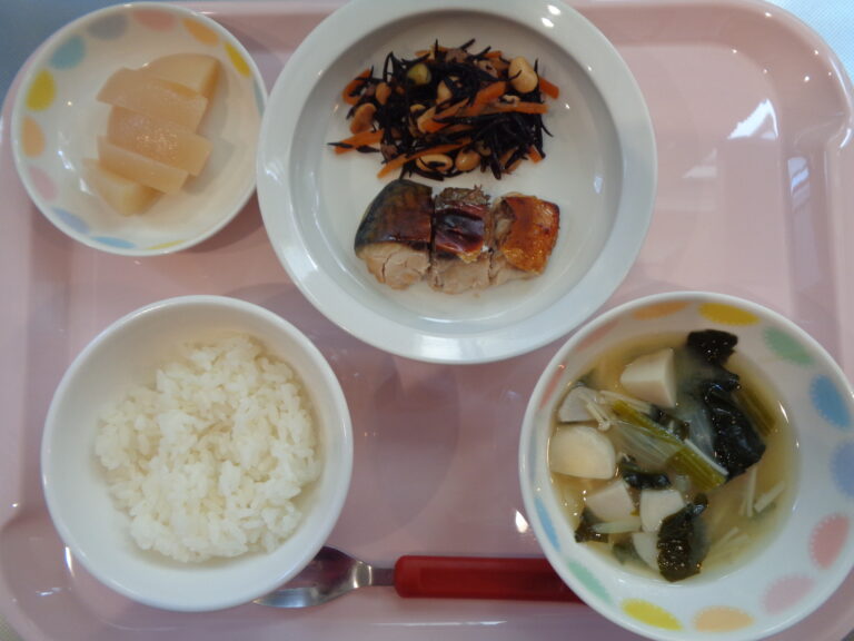 １１月１２日　給食