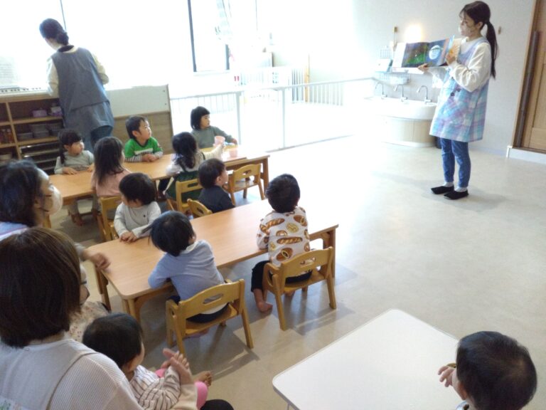 朝の会って？