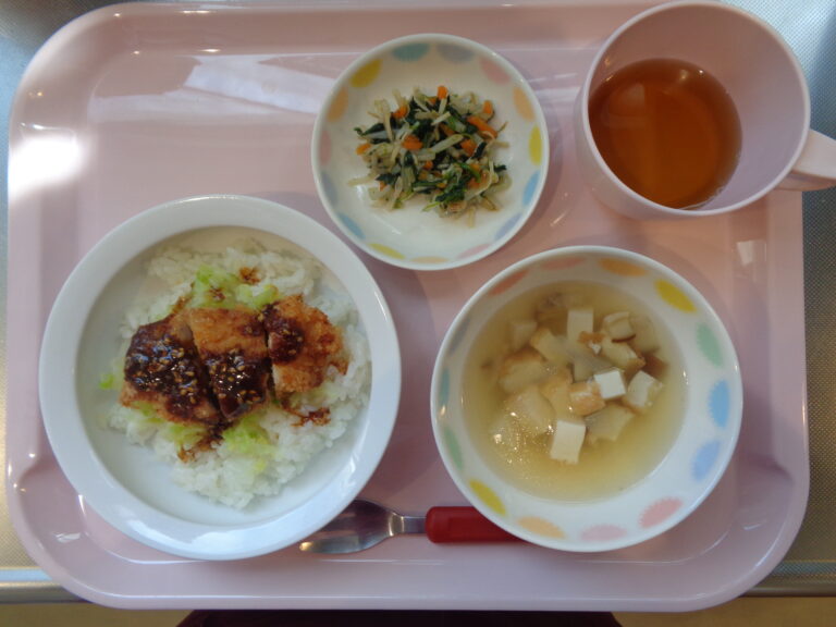 10月 20日（月）~食育献立(愛知県)~*